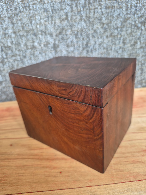 Image 1 of Antike englische georgianische Teedose