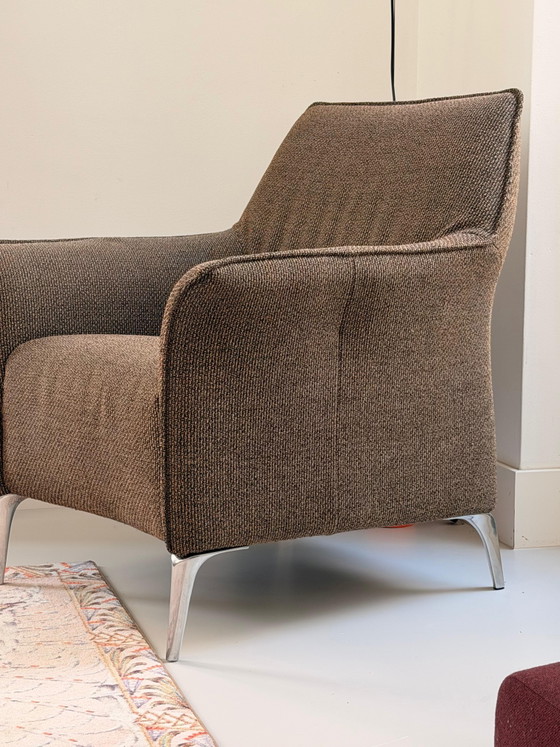 Image 1 of Leolux Mayuro armchair