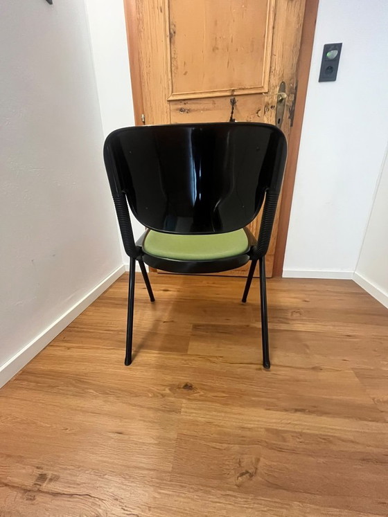 Sedie di design vintage Castelli – Anonima Castelli, Sedie da pranzo, Plastica (photo 2 of 5)