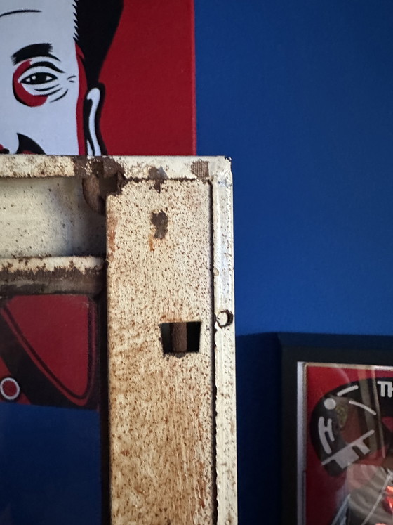 Image 1 of Mobiletto/vetrina per farmacia industriale d'epoca