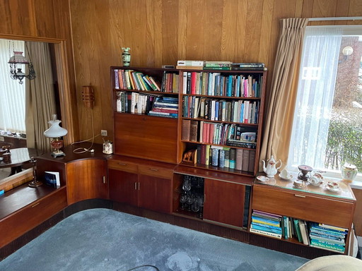 Unidad de pared de los años 50