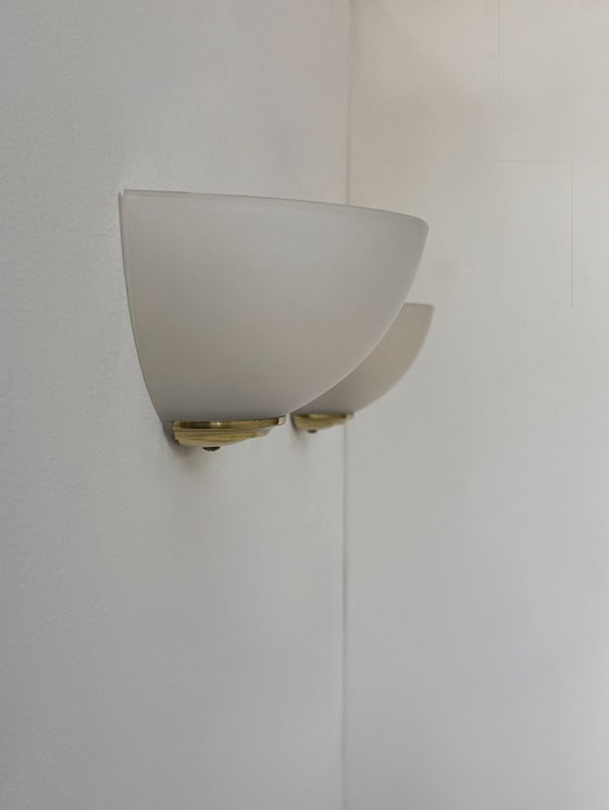 Image 1 of Coppia di applique vintage, vetro smerigliato e ottone, Francia, 1970