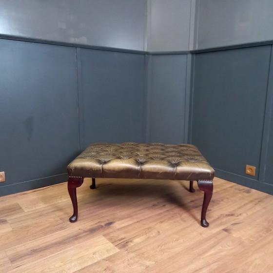 Image 1 of Pouf Chesterfield vintage in pelle