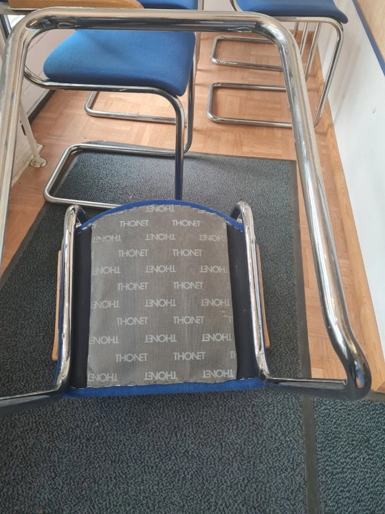 6 Poltrone Cantilever Thonet S 43 originali di Mart Stam – blu, impilabili – Sedie da pranzo, Textile (photo 3 of 5)