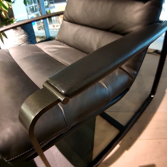 Image 1 of Leolux Indra Plus Sessel mit Ottomane