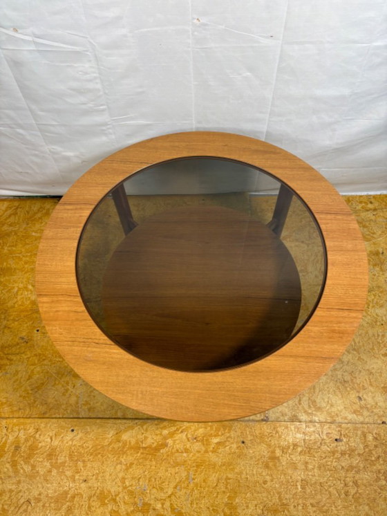 Image 1 of Mid-Century Retro Vintage Round Coffee Table by Schreiber (1960–1970)  A stylish mid-century Scandinavian Design