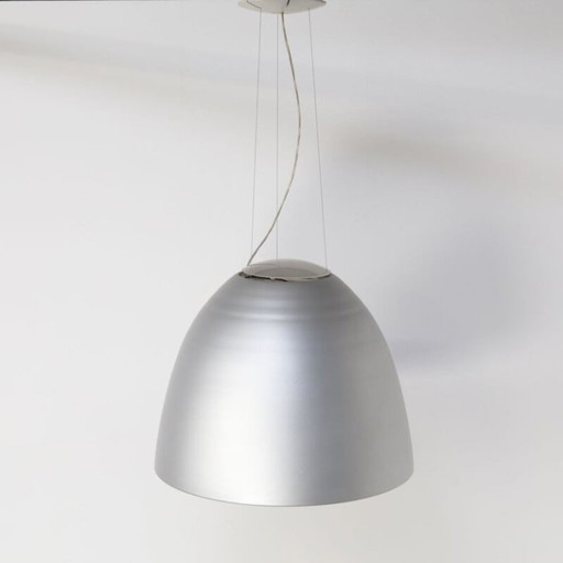 Artemide Nur