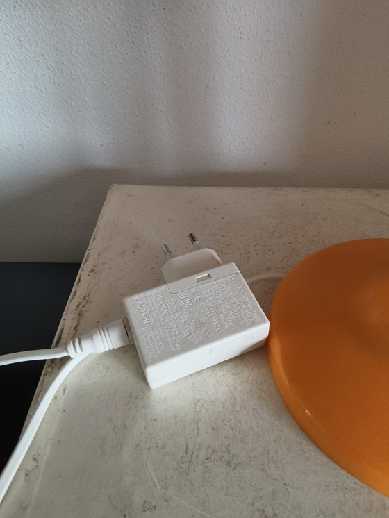 Image 1 of Rare lampe de table Ikea en plastique orange design vintage Skojig nuages