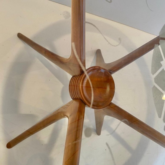 Image 1 of 1x Gebogener Couchtisch aus Holz mit Spinnenbeinen, Holz & Glas, Italien, 1950er Jahre
