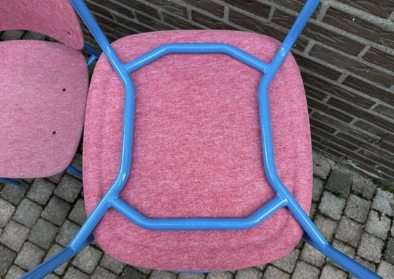 Image 1 of De Vorm design stoelen Hale PER Felt Stack Chair ZGAN