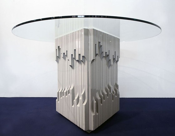 Image 1 of Table "Norman" de Luciano Frigerio en bois massif laqué