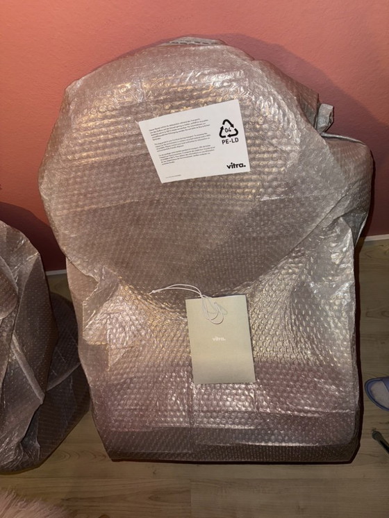 Image 1 of 3x NIEUWE Vitra Panton Stoel Classic Limited Edition Sabine Marcelis 2024