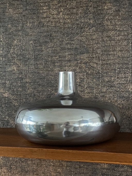Grote vintage aluminium vaas