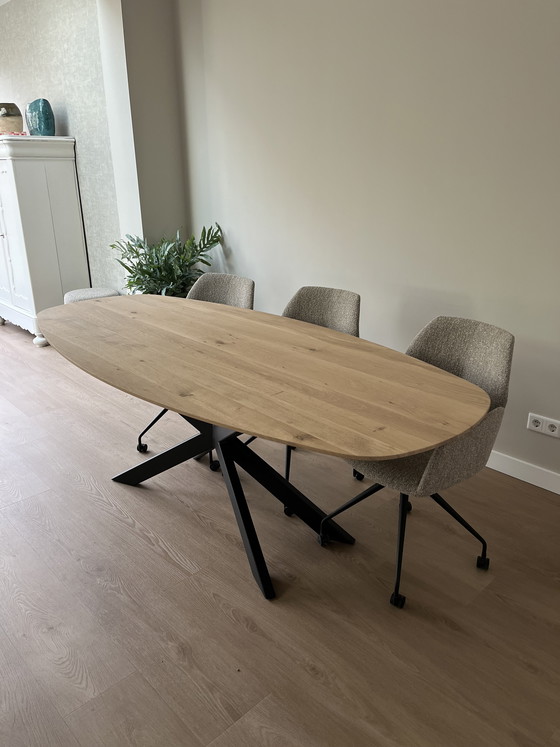 Image 1 of Table du Sud, table de salle à manger ovale danoise 220x100