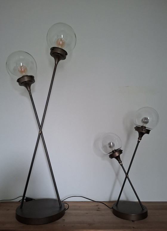 2 Design Lampen Tafellampen/ Vloerlampen. – Metal (photo 8 of 13)