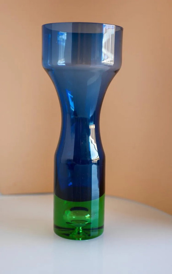 Image 1 of Mid-century modern Scandinavian bright blue and emerald green glass vase from Borgström Åseda, Sweden