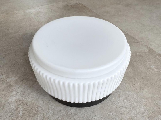 1x Ronde Melkglazen Plafonnière / Plafondlamp Met Ribbels – Plafondlampen, Glass, Plastic (photo 8 of 8)