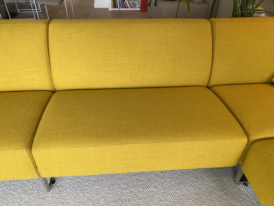 Image 1 of Ecksofa Artifort Mare in Ockergelb