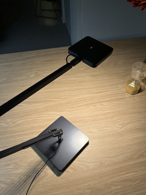 Flos Kelvin design Led desk lamp/table lamp with 3-step dimming function