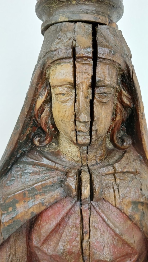 Image 1 of Beautiful 18th-century wooden statue of Mary