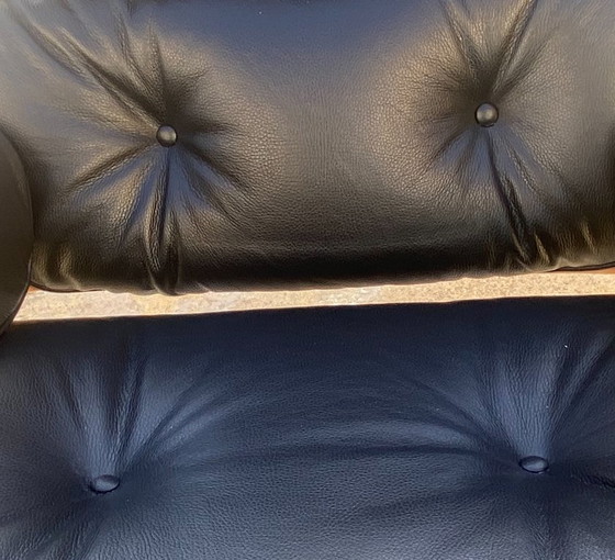 Image 1 of Sillón y otomana Charles Eames, negro semigrano, Herman Miller, 2010