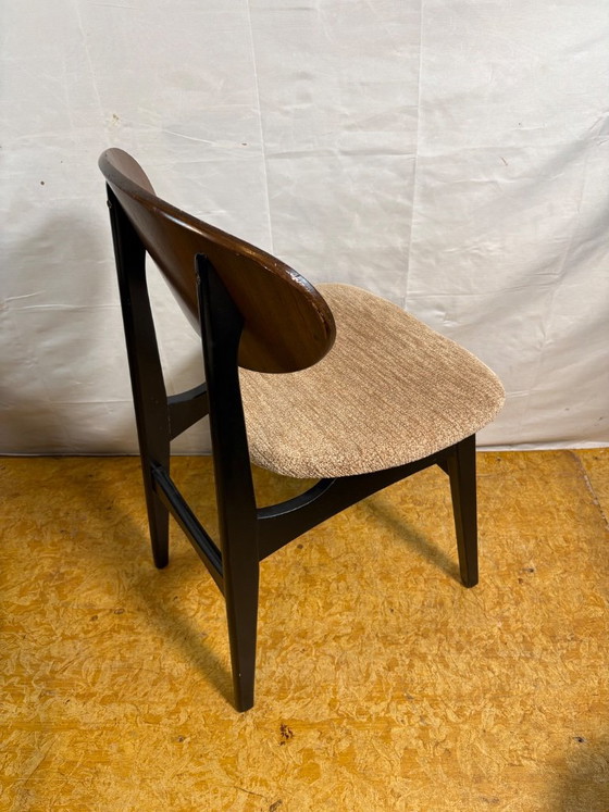 Salles à manger complètes vintage en teck du milieu du siècle | Table extensible & 4 chaises | Années 60 (photo 10 of 14)