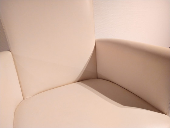 Image 1 of Poltrona Frau Vittoria eetkamerstoel