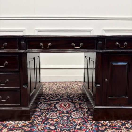 Classic English Desk Green Leather – Wood (photo 10 of 19)