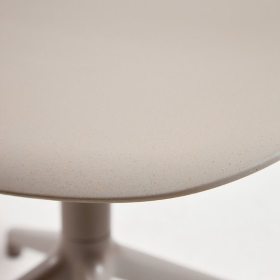 Image 1 of MK10515 Silla lateral de fibra de Iskos-Berlin para Muuto