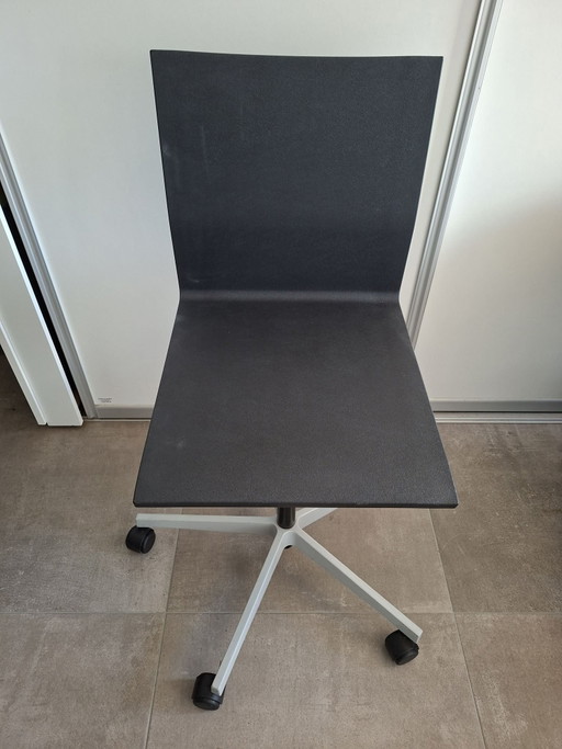 4x Vitra 04 Stühle - Maarten van Severen