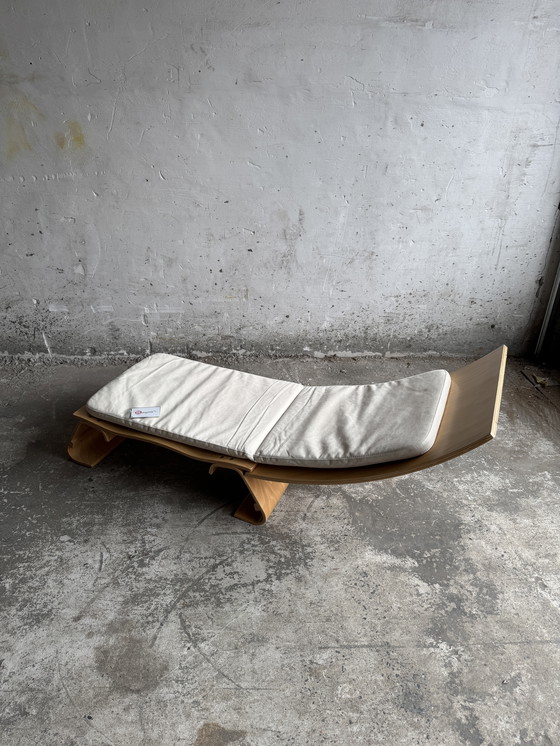 Image 1 of Esclusivo prototipo di sedia giapponese (2) di Kibodhi - Con cuscino Futon