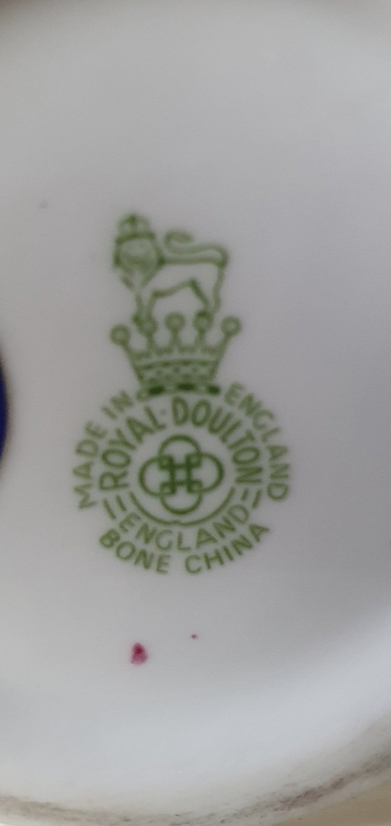 Image 1 of Royal Doulton flower basket – Fine Bone China – vintage England