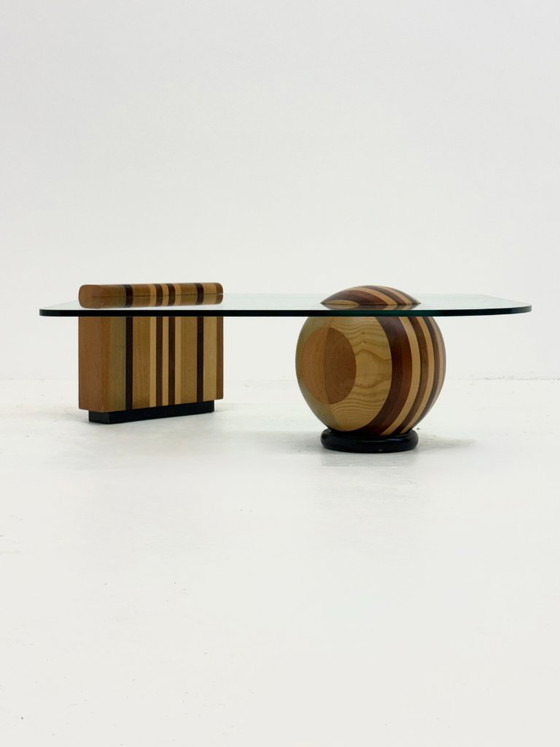 Tavolino da caffè italiano scultoreo con base geometrica in legno – Tavolini da caffè, Glass, Wood (photo 3 of 10)