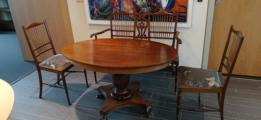 Table de salle à manger vintage avec banc et 2 chaises