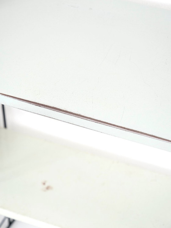 Image 1 of Estante de piso Tomado