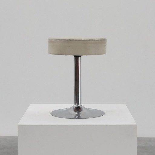 Vintage Mid-century design stool in chrome with white leather seat, 1970s