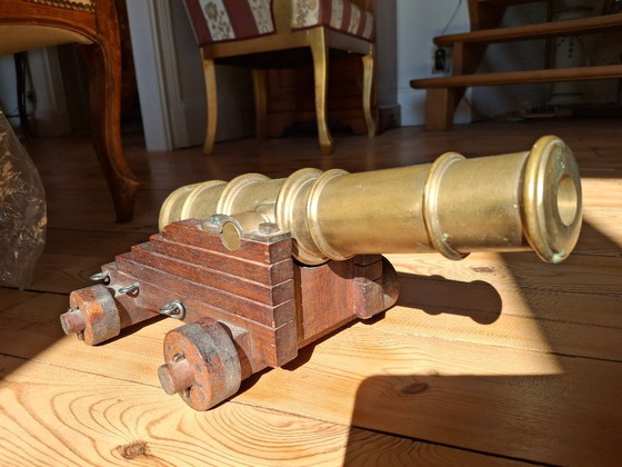 Image 1 of Large bronze and wood cannon, 33 cm long