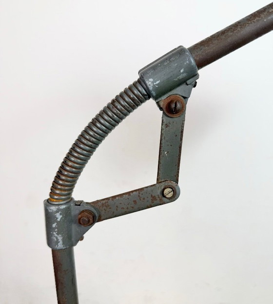 Image 1 of Industrial Grey Enamel Workshop Table Lamp from Siemens, 1950s