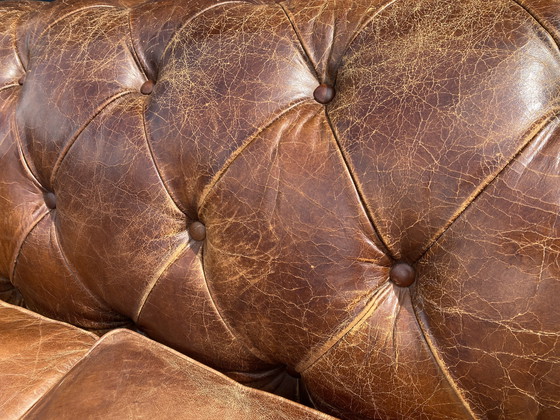 Image 1 of Bellissimo divano Chesterfield vintage, sigari e cognac