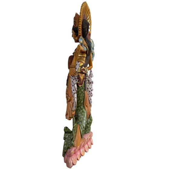 De Hemelse Danseres: Handgesneden Balinese Legong | 71 cm Symbool van Gratie en Goddelijke Harmonie (photo 6 of 9)