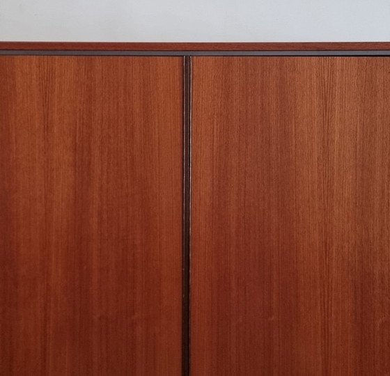 Armoire Mid Century – Wood (photo 16 of 23)