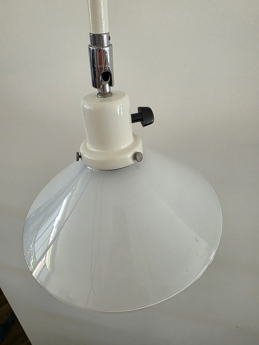 Lámpara de pie blanca vintage