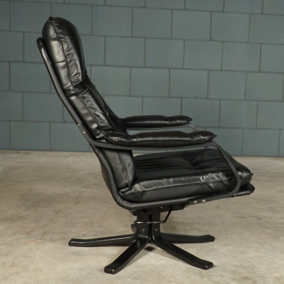 Image 1 of Vintage Unico draaifauteuil met hocker – jaren 70