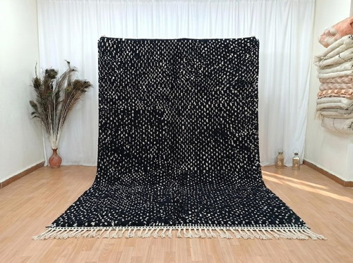 Decorated Black Moroccan Rug 200/300 – vloerkleden en tapijten, Wool