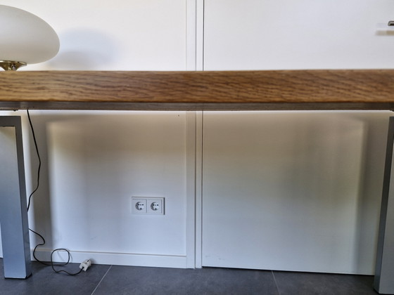 Image 1 of Table solid oak top - metal legs