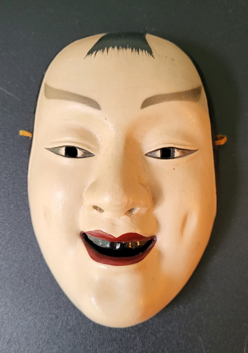 Maschera Noh originale giapponese in porcellana.