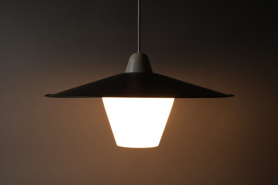 Vintage UFO Flying Saucer Mid-Century Modern Pendant Lamp, 1960s Space Age Design. – Metal, Glass (photo 2 of 11)