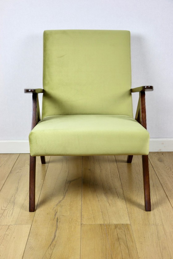 Image 1 of B-310 VAR armchair green olive velvet - light