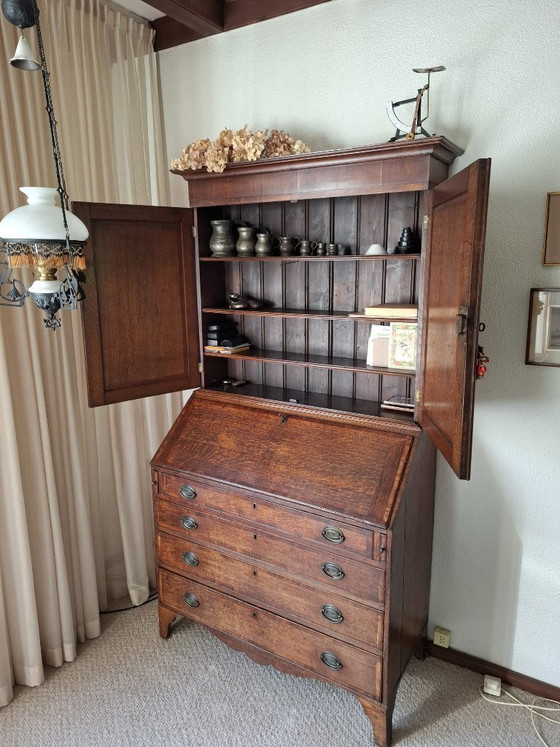 Image 1 of Scrivania antica con mobiletto superiore