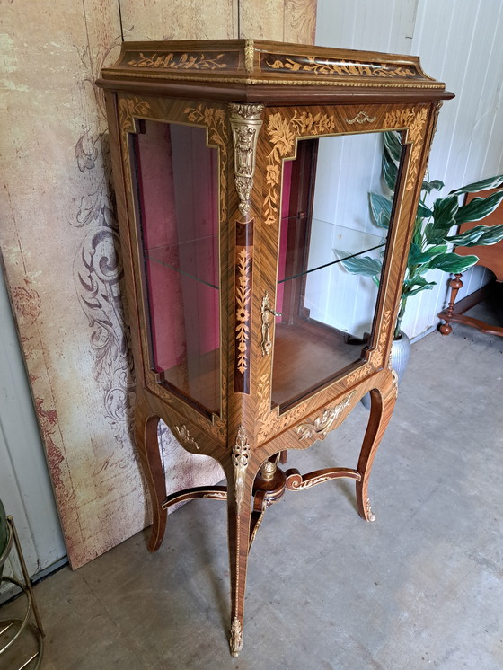 Image 1 of Vitrina clásica de 1 puerta chapada en rosa, vitrina de porcelana.